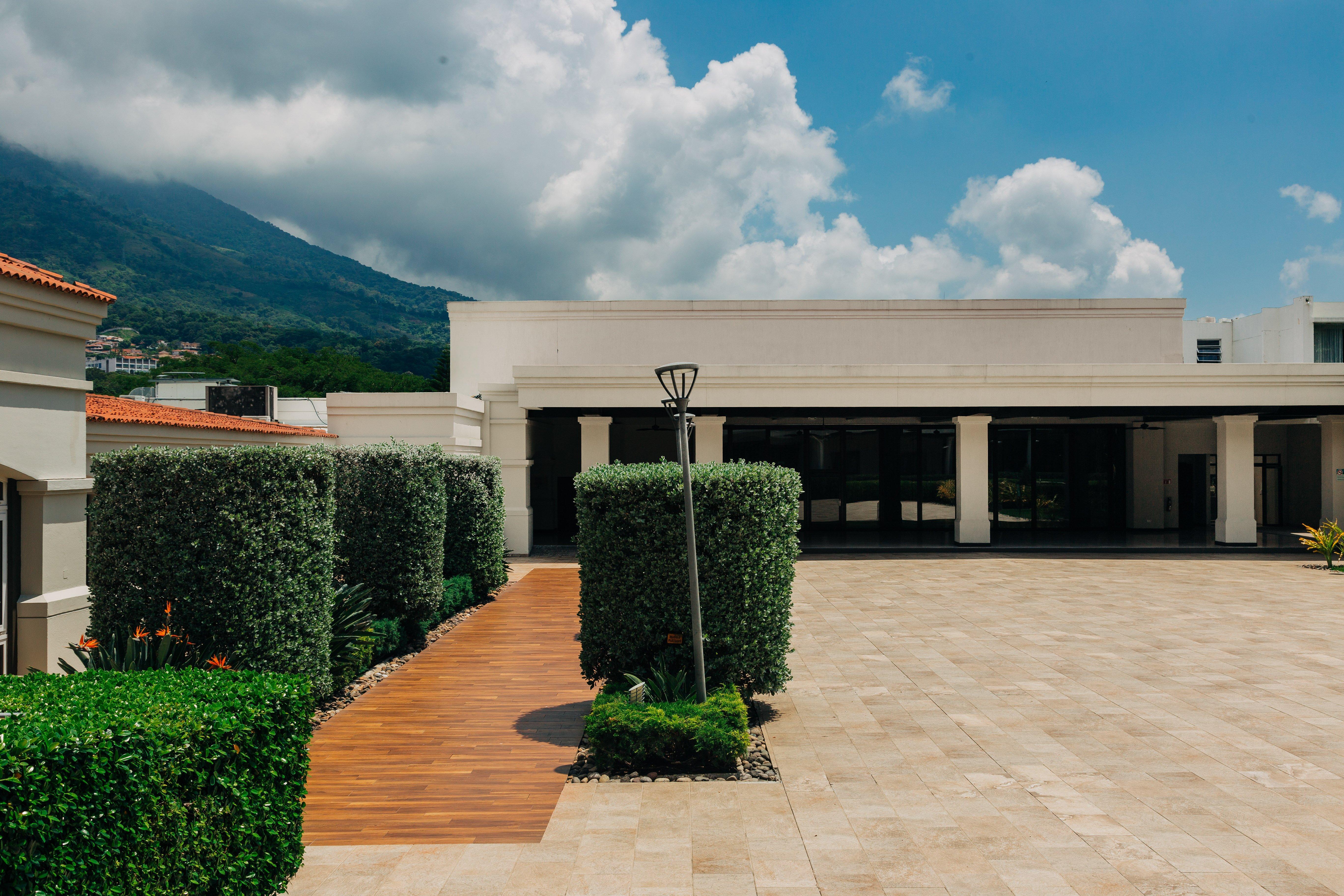 Hilton San Salvador Hotel Exterior photo